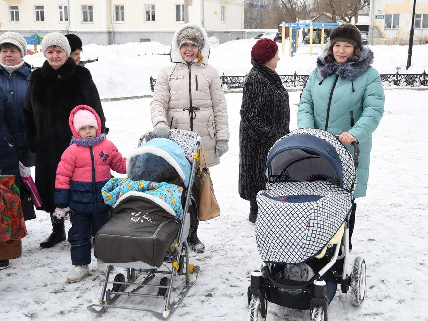 Татарстанның социаль фонды бердәм пособие түләүгә 19 меңгә якын гариза кабул итте