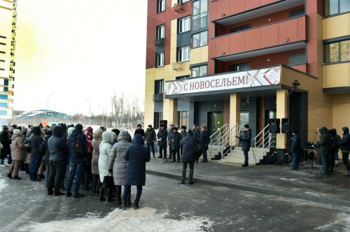 Миңнеханов медицина хезмәткәрләре өчен соципотека йортын файдалануга тапшыруда катнашты