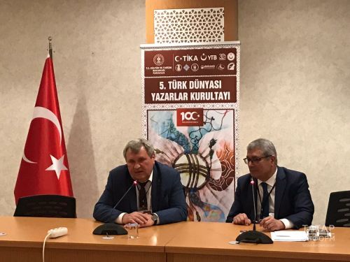 Татарстан язучылар берлеге рәисе Анкарада татар әдәбиятын таныту ысуллары турында сөйләде