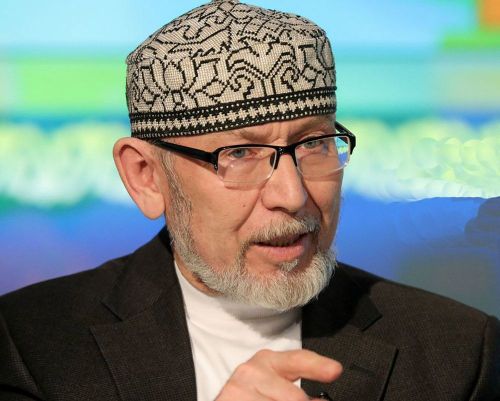Дамир Исхаков: Себер үзәге кирәк!