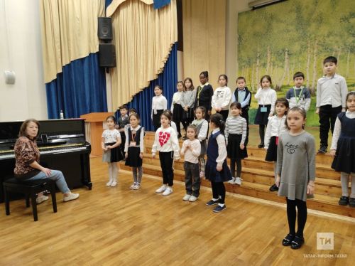 Мәскәүнең Муса Җәлил исемендәге татар мәктәбе укучылары: Татар телен бик җиңел өйрәндек