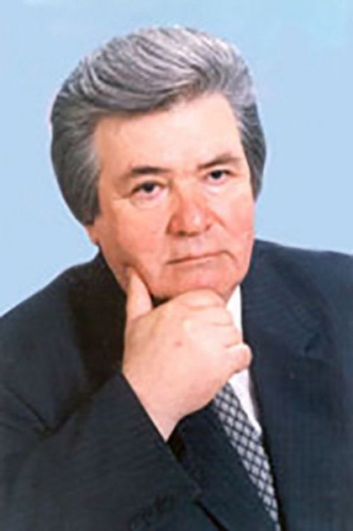Марсель Бакиров: Яңа сигезтомлык ник кирәк?
