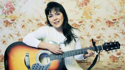 Оксана ИЛЬЮП: Күңел яктылыгын саклый белү Биреләдер меңнән берләргә...