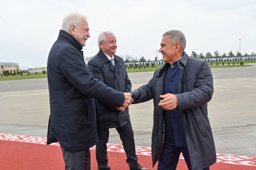 Рөстәм Миңнеханов Минскта Беларусь Республикасы татар иҗтимагый берләшмәләре вәкилләре белән очрашты