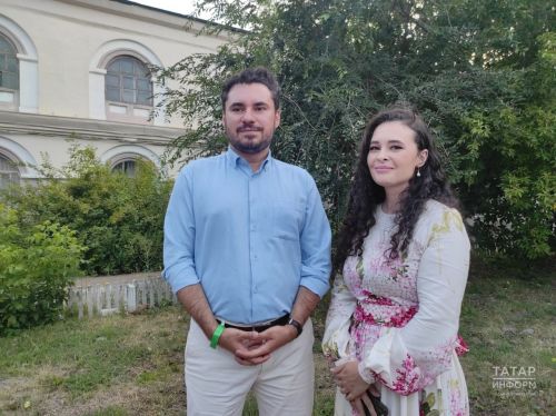 Эльмир Низамов: «Мин җырымда калам» альбомы җырлары Эльмира Кәлимуллинага багышлап язылды