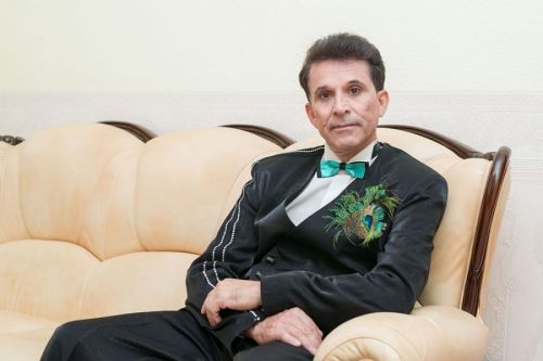 Фердинанд Сәлахов:”Миңа синең тавышың юк диделәр һәм мин медицина өлкәсен сайлап укырга кердем”