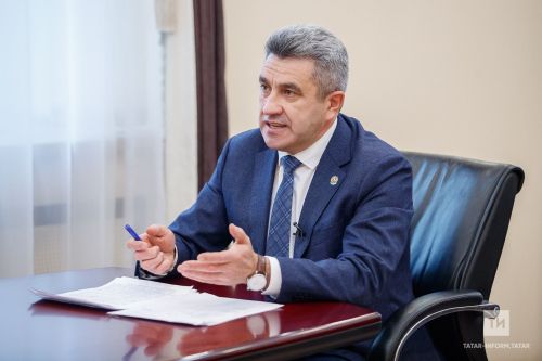 Татарстан Республикасы мәгариф һәм фән министры Илсур Һадиуллин белән әңгәмә