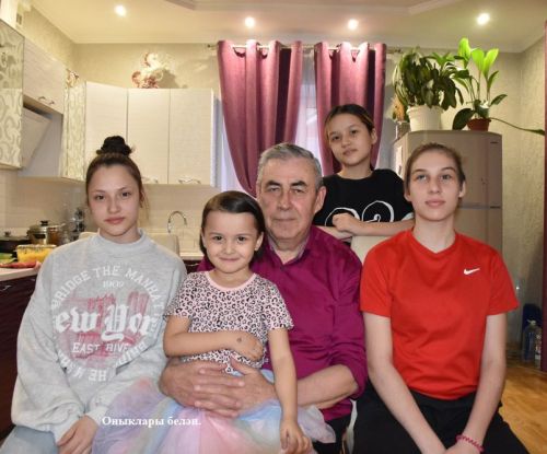 Җилкәсендә – тарих...