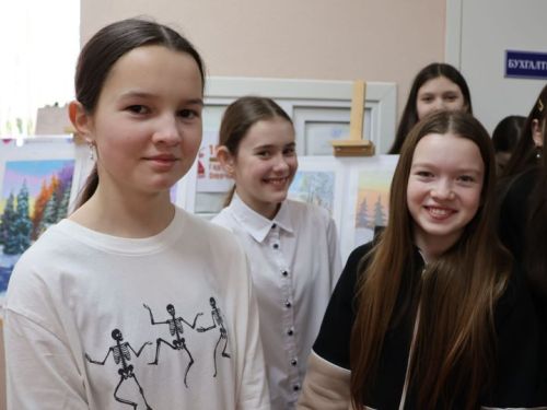 Актанышта «Туган як» музеенда яшь талантларның «Карлы палитра» күргәзмәсе эшли башлады