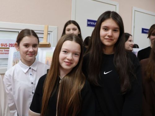 Актанышта «Туган як» музеенда яшь талантларның «Карлы палитра» күргәзмәсе эшли башлады