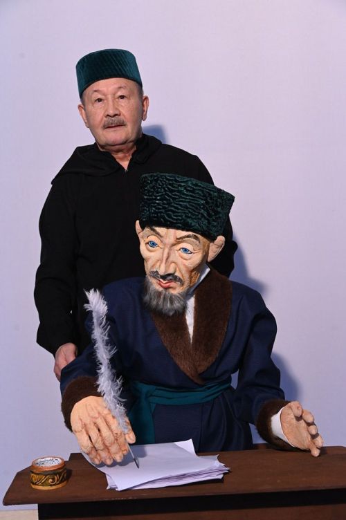Кара мыеклы аксакал