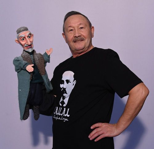 Кара мыеклы аксакал