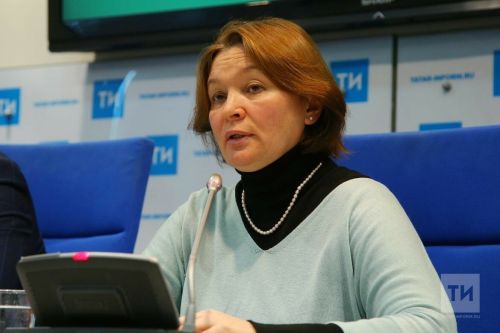 Фәнзилә Җәүһәрова: Тел сагында тору хатын-кыз җилкәсенә генә калмасын иде