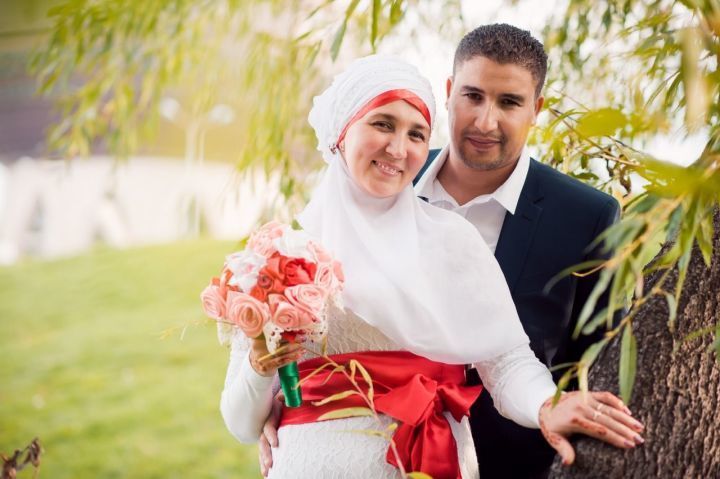 Үзенчәлекле пар: Кукмара кызы белән Алжир егетенең гаҗәеп тарихы