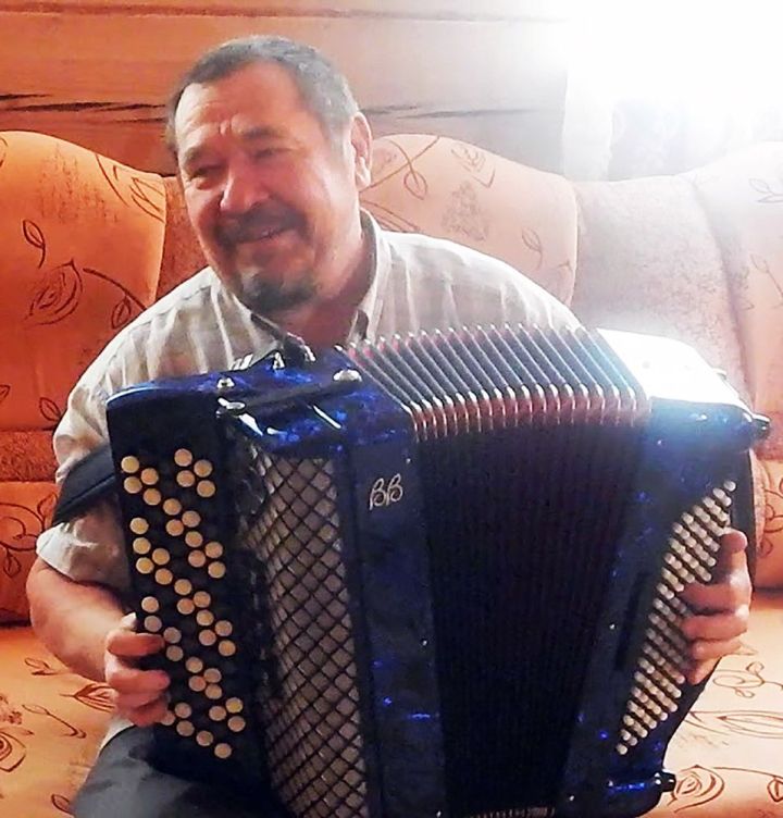 Рөстәм Зарипов: Кеше беркайчан да ялгыз түгел, Күләгәсе һәрчак үзе белән...