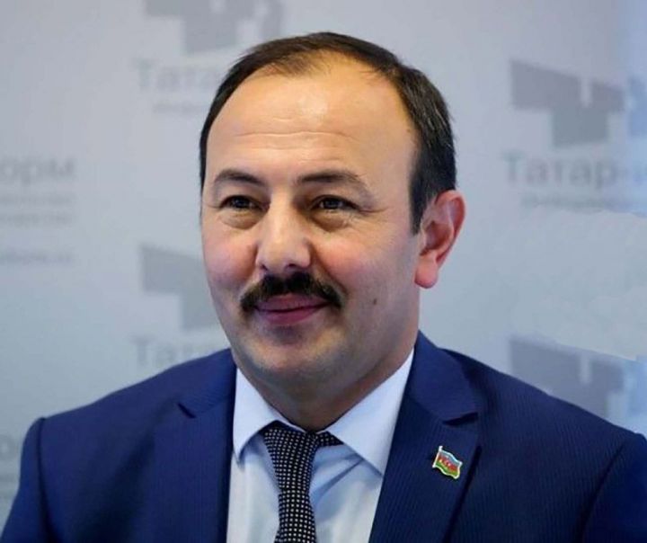 Әкбәр Кошалы: Яна-яна бөтерелик, ниһаять, Илһам килер, Каләм язар, Сүз калыр...